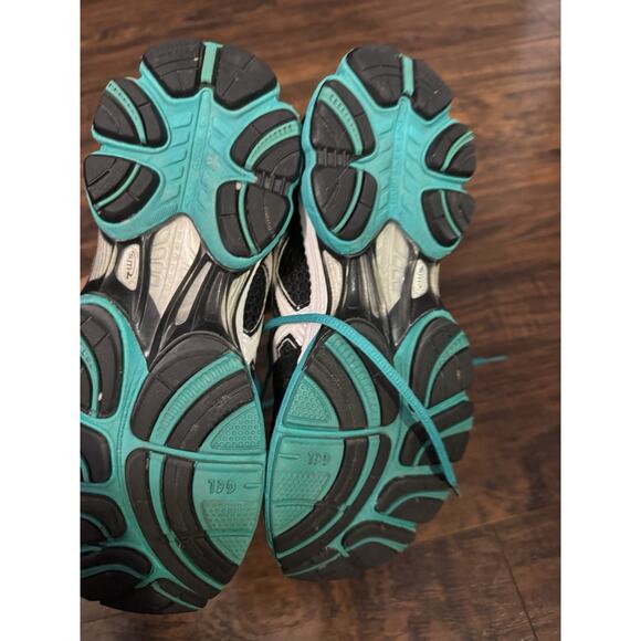 Asics Gel-nimbus 13 Womens Black And Green Size 8 T192N - Picture 3 of 7